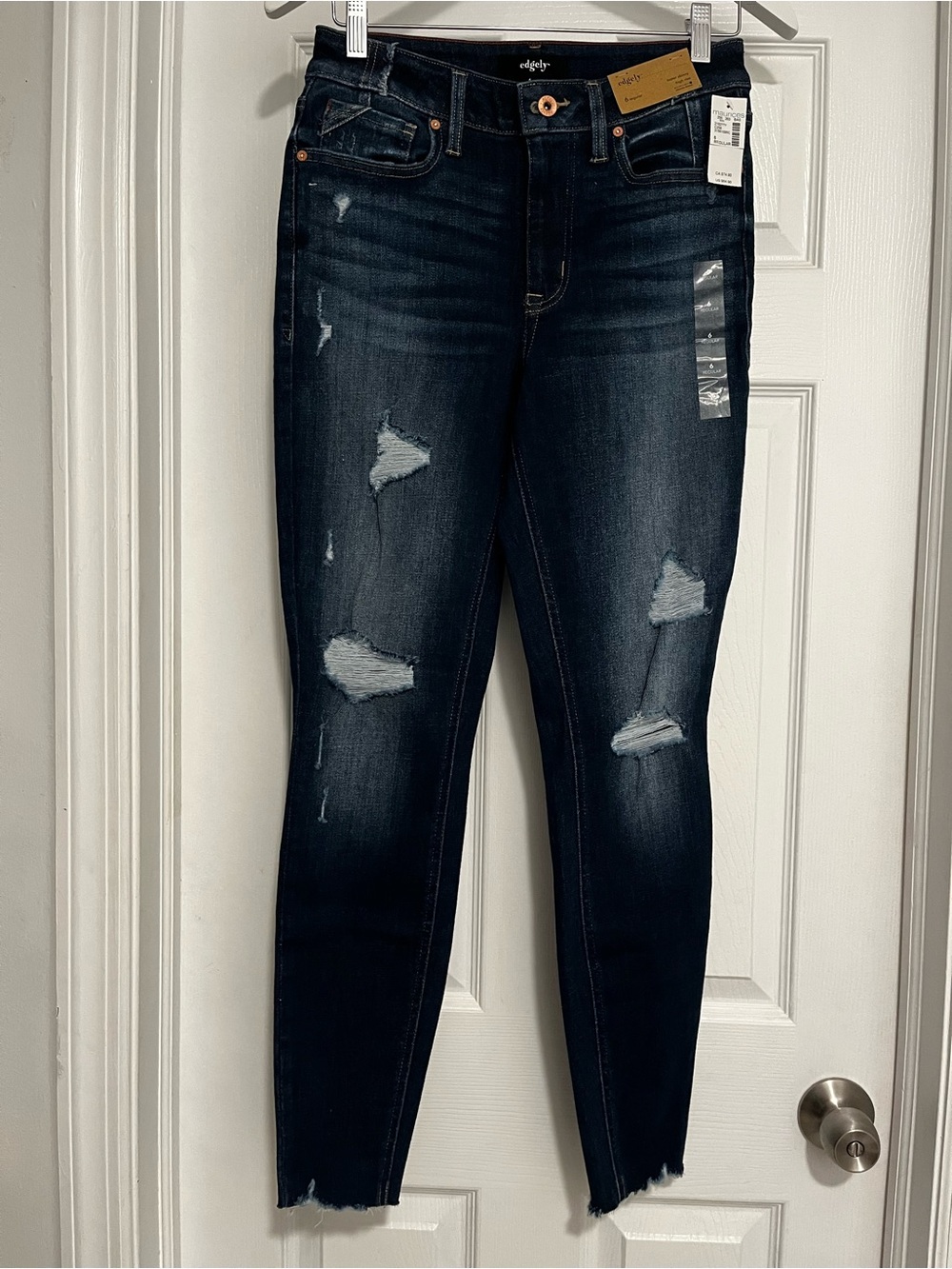 Women's Dark Indigo Distressed Skinny Jeans